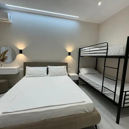 Aloju Guest house *