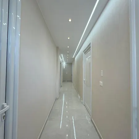 Aloju Guest house *